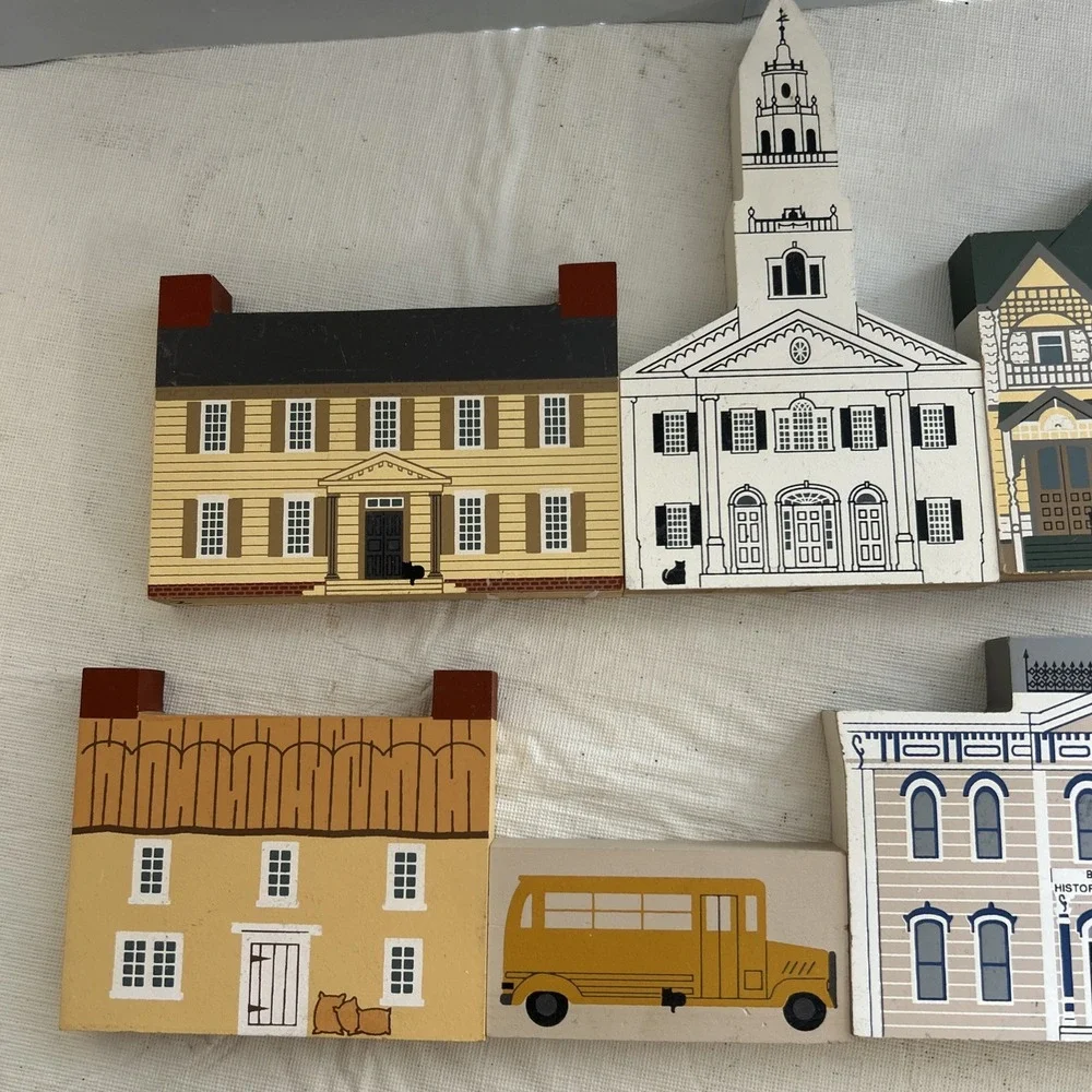 Lot of 7 The Cat's Meow Village Collectibles Faline Vintage 90s Wooden Houses B6